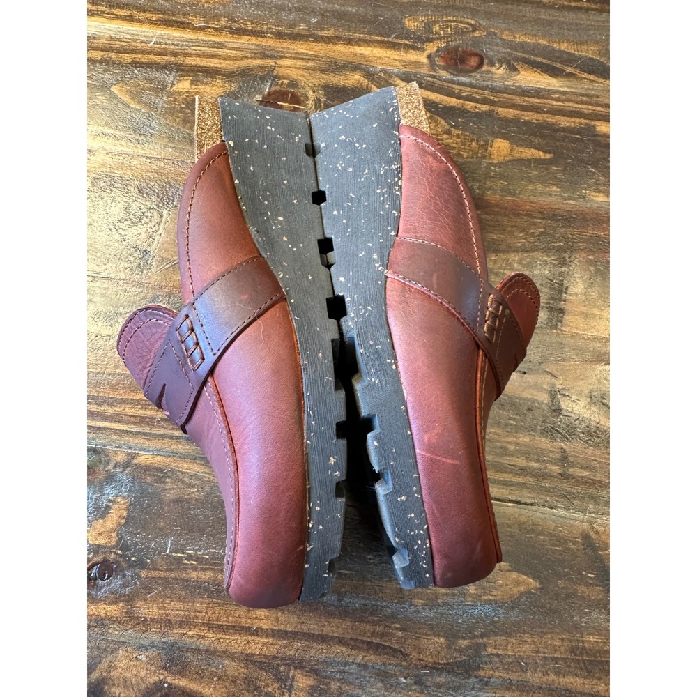 OTBT Homage Red/Brown Leather Penny Loafer Mule‎ Clogs Women Size 6.5 - Picture 6 of 10